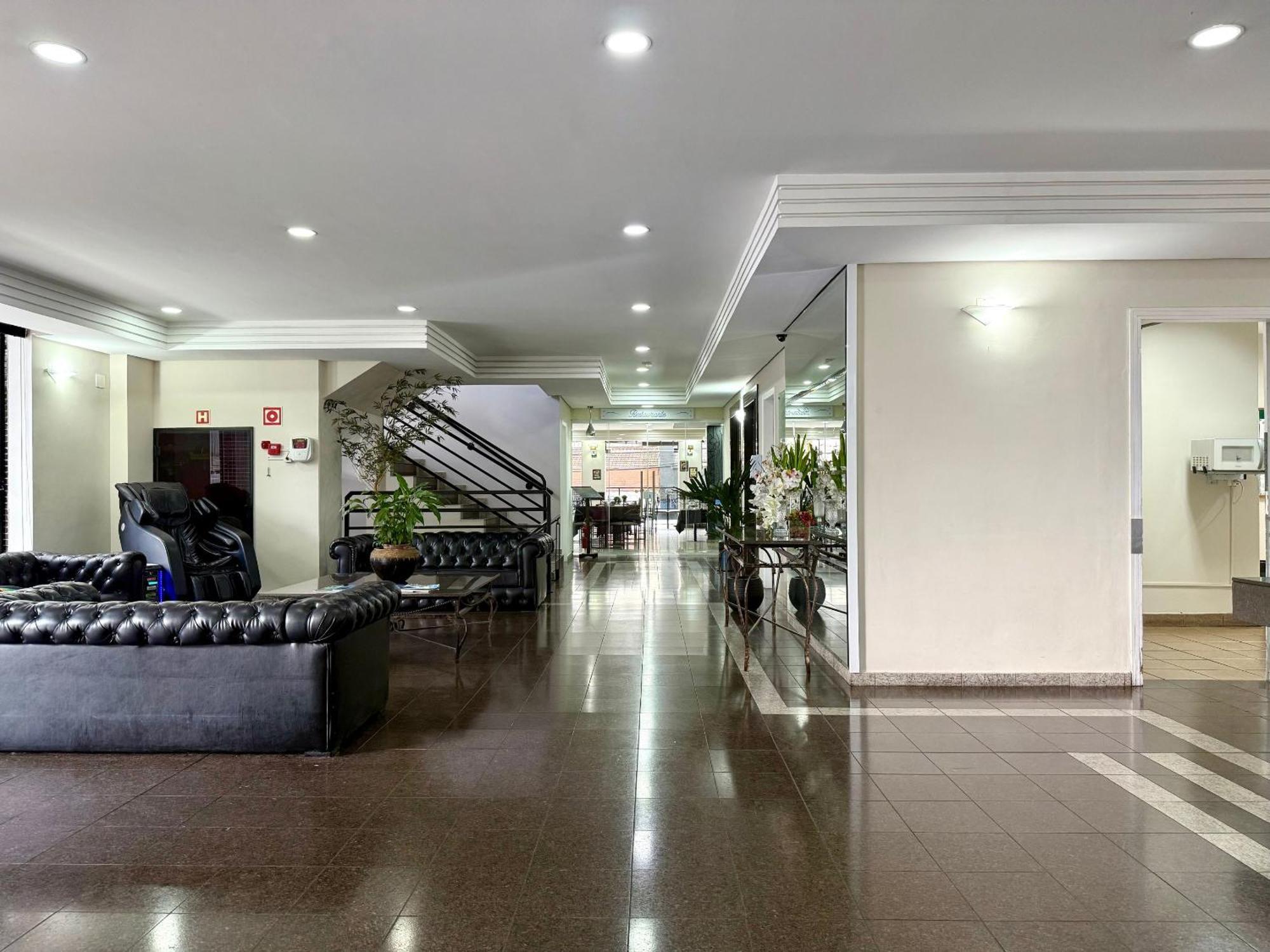 Granville Hotel Curitiba Exterior foto